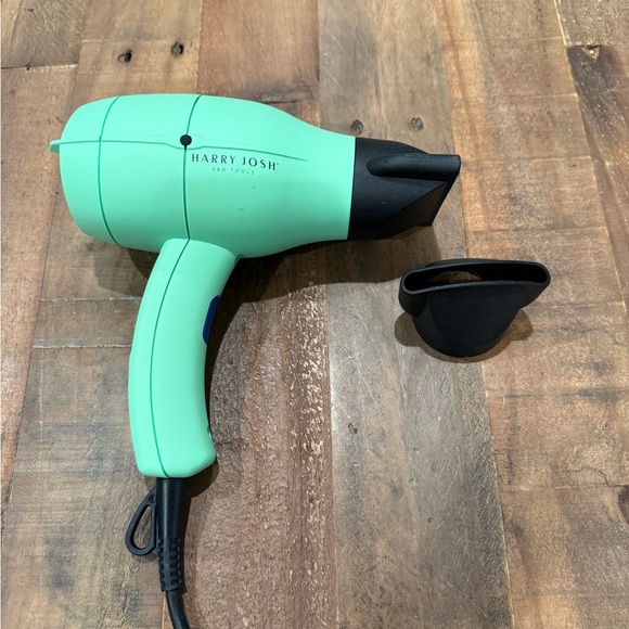 Harry Josh Pro 2000 Hair Dryer - Picture 2 of 6